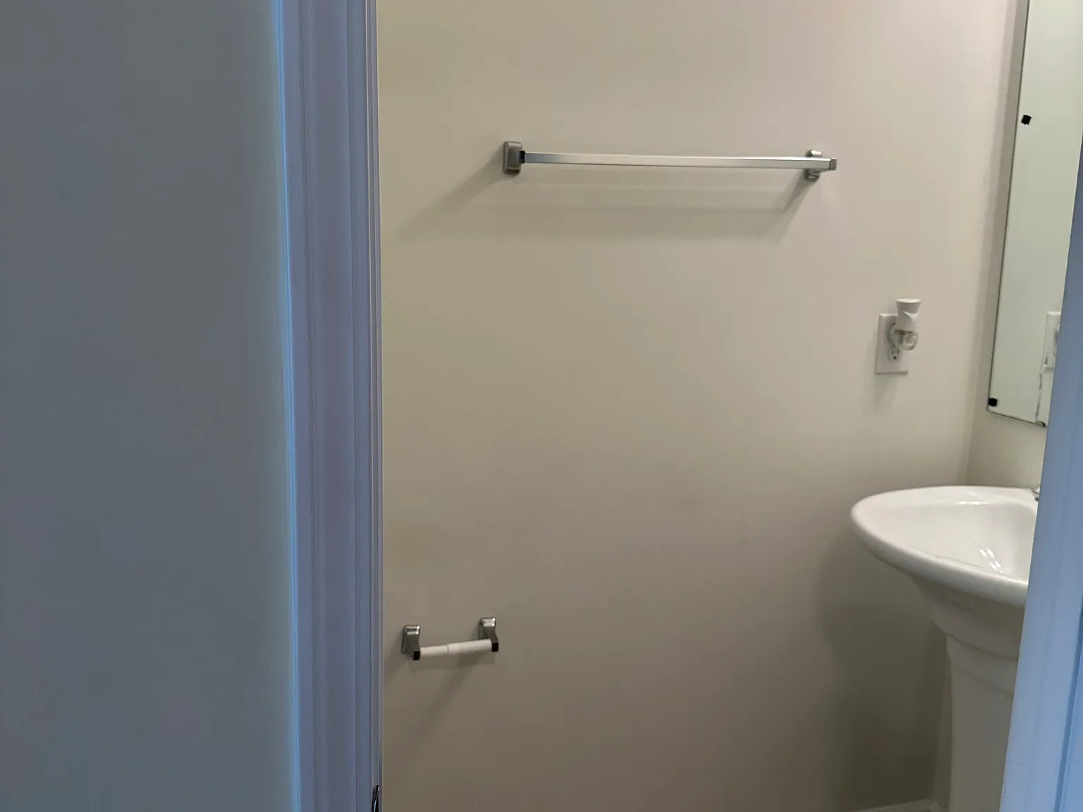 2 bed, 1216 sqft, $1,650 — Photo 4
