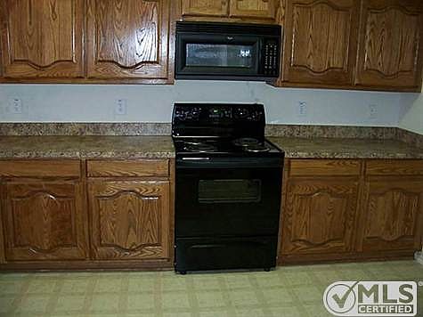 3rd image of 6510 Ashland Dr