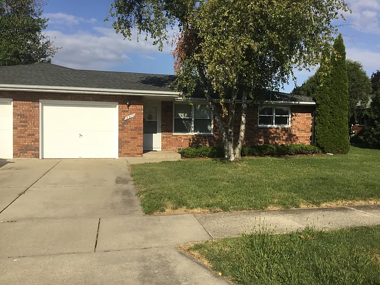 2315 N Concord Dr — Photo 1