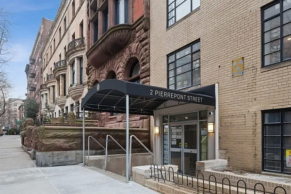 Rented by Corcoran | media 15