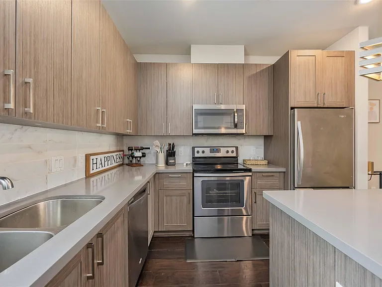 2401 Crawford St #A210 — Photo 5
