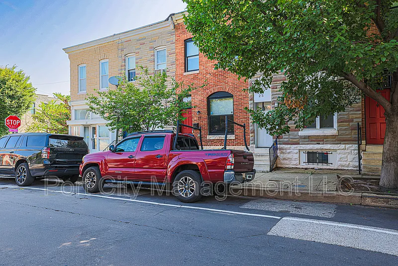 27 N East Ave #1