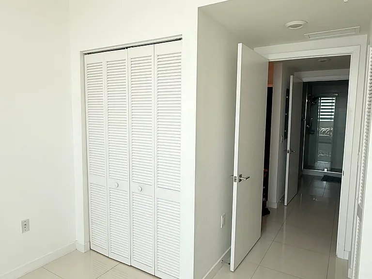 7875 NW 107th Ave #709 — Photo 3