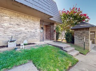 207 E Harwood Rd APT 13, Euless, TX 76039