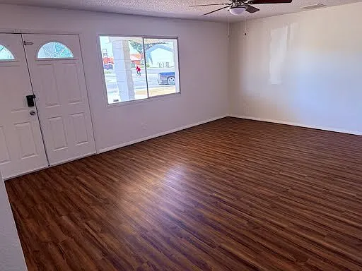 8238 W Amelia Ave — Photo 10