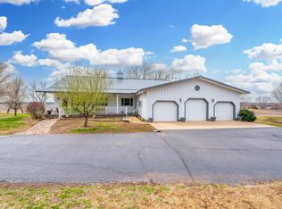 10547 75th Rd, Winfield, KS 67156