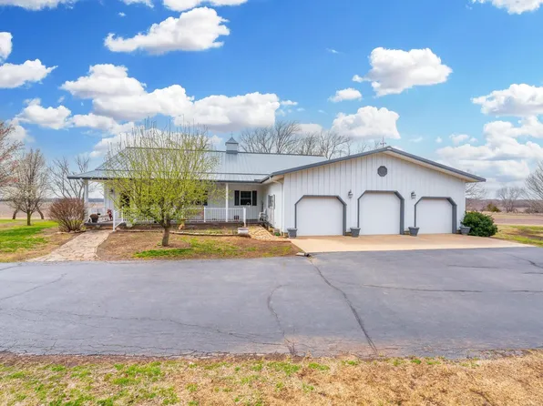 10547 75th Rd, Winfield, KS 67156