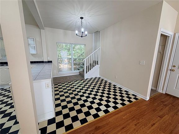 3rd image of 156 Red Bank Rd