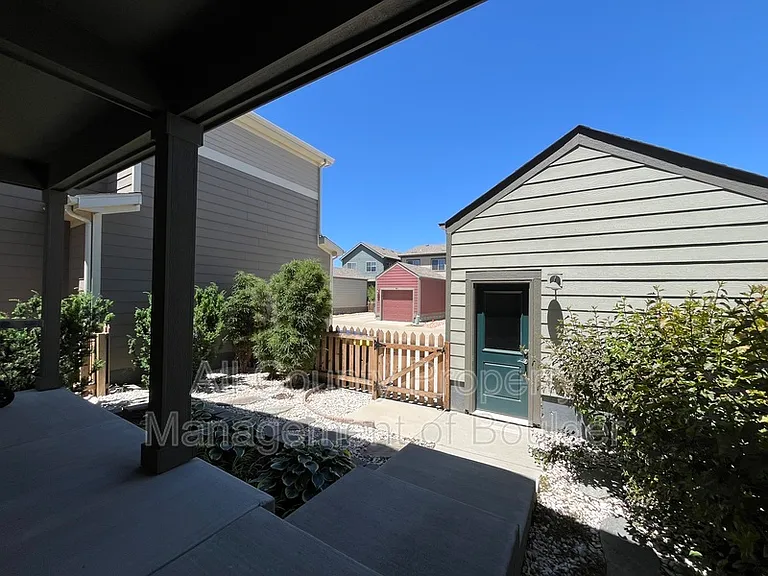 1208 Hummingbird Cir — Photo 19