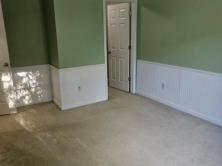 1309 Fisk Rd — Photo 43