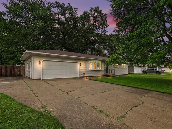 1830 Kings Ct, Muskegon, MI 49445