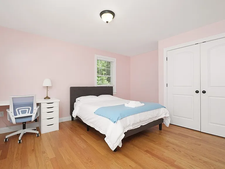 89 Overland Rd #2 — Photo 9