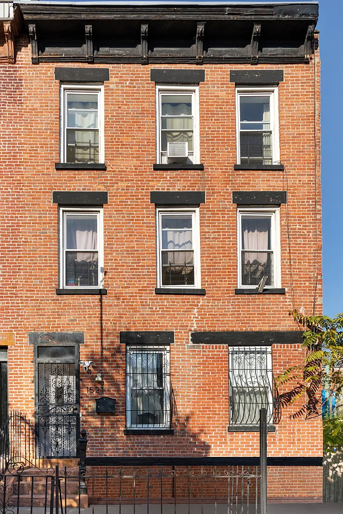 1521 Dean Street — Photo 2