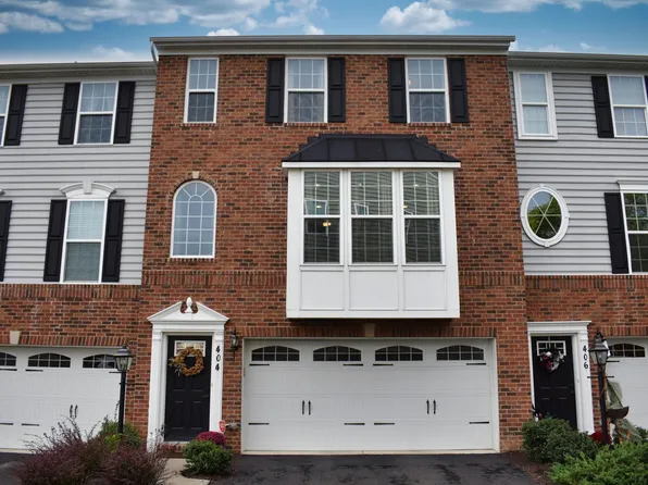 404 Hardy Ln, Canonsburg, PA 15317