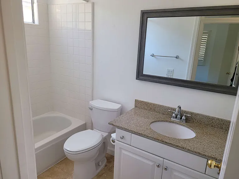 12980 Mackenzie Dr — Photo 11