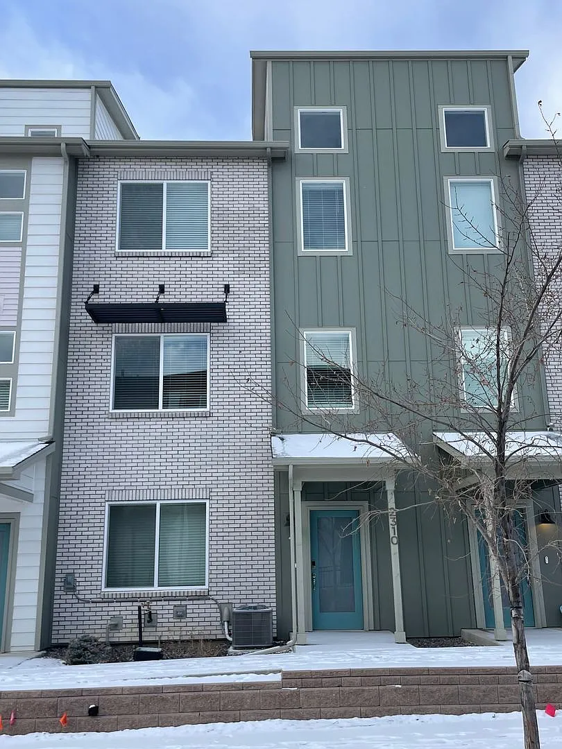 3 Bed/3.5 Bath Townhome in Broomfield — Photo 1