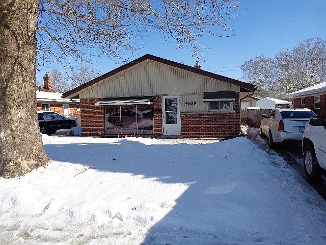 1st image of 4689 Pardee Ave