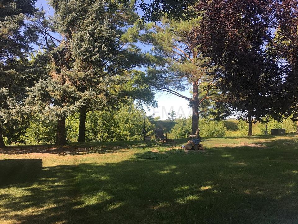 2nd image of 505 Lily Ln