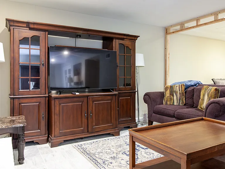 6034 Chesterbrook Rd #B — Photo 32
