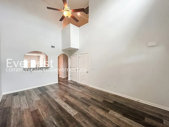 4711 Pompano Ln — Photo 6