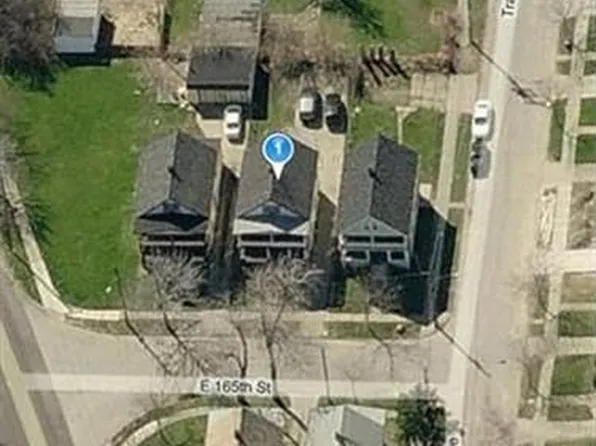 382 E 165th St, Cleveland, OH 44110