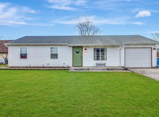 17537 Merlin Dr, Lowell, IN 46356
