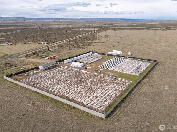 11061 NE Neppel Road, Moses Lake, WA 98804