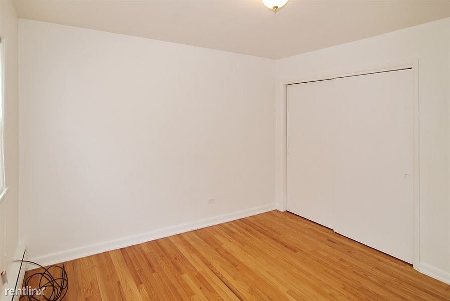 817 S 19th Ave Apartments Chicago Bedroom_2