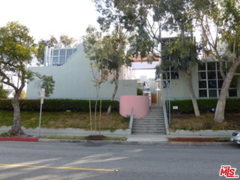 1st image of 2433 28th St APT K