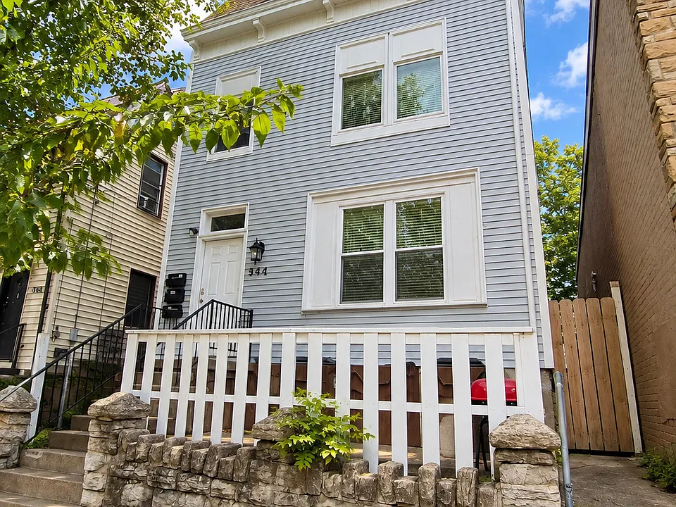 344 E 13th St #3