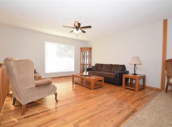 3rd image of 9956 Chileswood Dr
