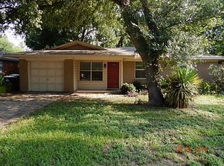 1005 Laguna Dr, Denton, TX 76209