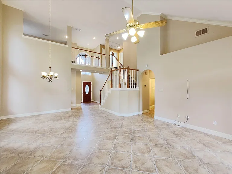 5019 Greenriver Valley Dr — Photo 7