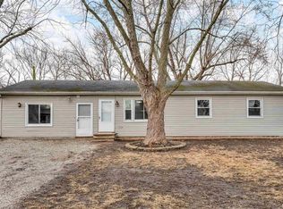 4717 11th St #A, Moline, IL 61265