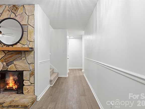 3rd image of 2019 Marquesas Ave