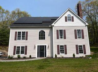546 Fowler Rd, Northbridge, MA 01534