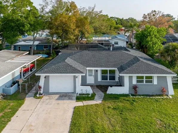 1811 Forest Dr, Oldsmar, FL 34677