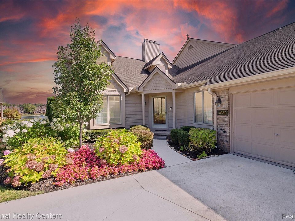 1st image of 18350 Blue Heron Dr W