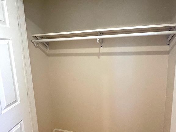 2nd image of 26 E Hawthorne Ave Floor 1
