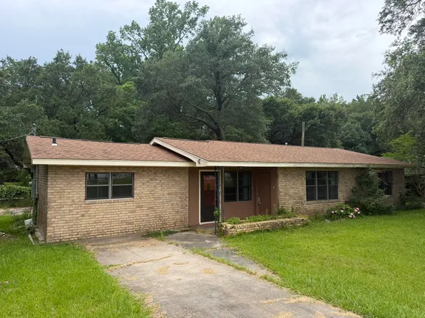 407 Miller Ave, Leesville, LA 71446