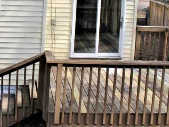 5th image of 708 Simon Ave