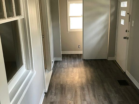 Potential 3rd bedroom.