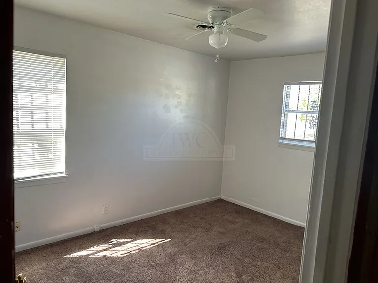 906 Jefferis Ave — Photo 16