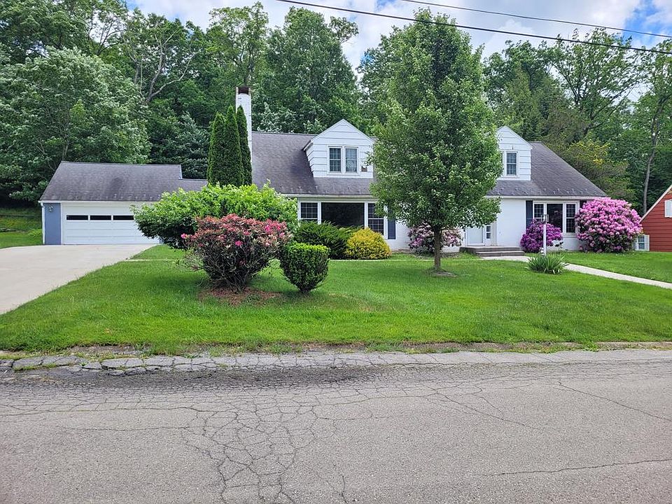 1st image of 550 Bouquin Cir