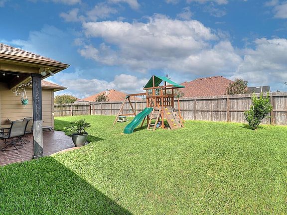 5th image of 3813 Kangaroo Ct