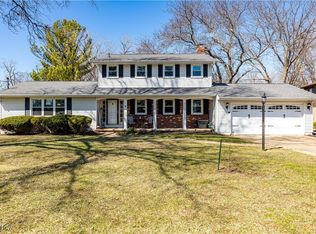 3940 Valleyview Dr, Lorain, OH