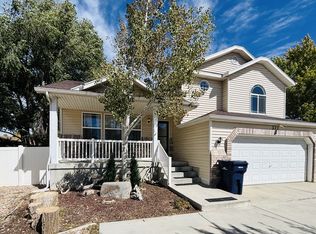 377 E Sego Lily Dr, Sandy, UT 84070