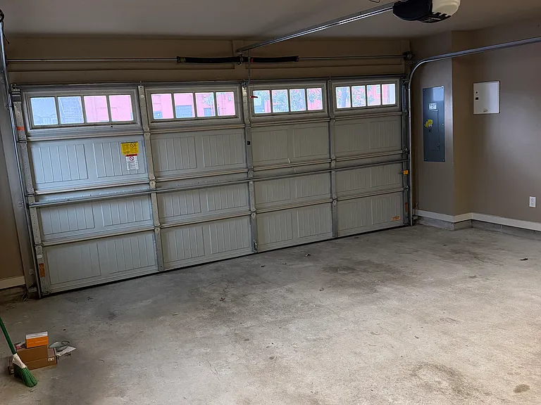 442 Maple St — Photo 4
