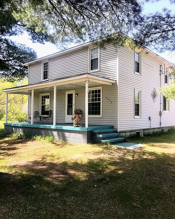 1st image of 2239 W North River Dr