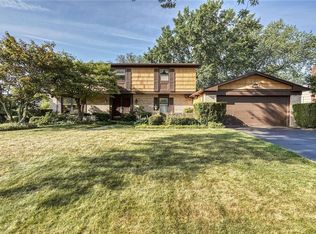 15 Eileen Cir, Rochester, NY 14616